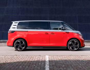 Volkswagen ID. Buzz GTX [UK-spec] '2025–pr.