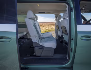 Интерьер Volkswagen ID. Buzz LWB [UK-spec] '2024–н.в.
