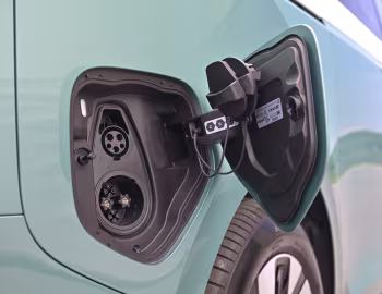 Volkswagen ID. Buzz Pro [Japan] '2025–pr.