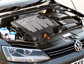 Bajo el capó Volkswagen Jetta [UK-spec] (Typ 1B) '2010–14