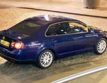 Volkswagen Jetta [UK-spec] (Typ 1K) '2005–10