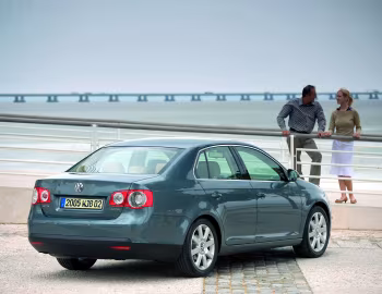 Volkswagen Jetta 2.0 FSI [Worldwide] (Typ 1K) '05.2005–05.2008