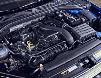 Bajo el capó 2022–24 Volkswagen Jetta SEL [North America] '2021–24