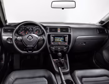 Торпедо 2015–18 Volkswagen Jetta [North America] (Typ 1B) '2014–18