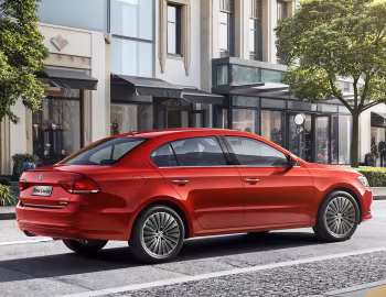 Volkswagen Lavida '2015–18