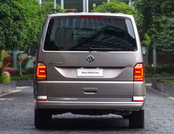 Volkswagen Multivan Highline 4MOTION (T6) '2015–19