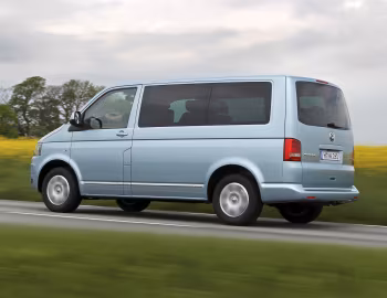 Volkswagen Multivan BlueMotion (T5) '2011–15