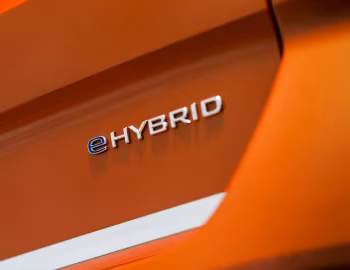 Volkswagen Multivan eHybrid [UK-spec] (T7) '2022–pr.
