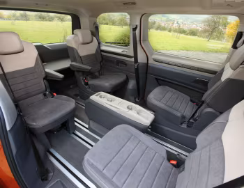 Interior Volkswagen Multivan eHybrid "Energetic" [Worldwide] (T7) '2021–pr.