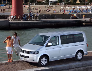 Volkswagen Multivan Highline (T5) '2009–15