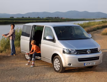Volkswagen Multivan Highline (T5) '2009–15