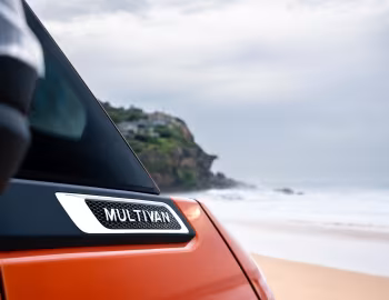 Volkswagen Multivan Life TDI SWB [Australia] (T7, Typ ST) '2025–pr.
