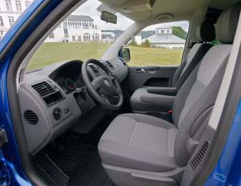Interior Volkswagen Multivan Startline (T5) '2006–09