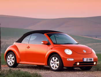 Volkswagen New Beetle Cabrio [UK-spec] '2000–05