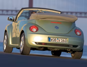 Volkswagen New Beetle Cabrio '2006–10