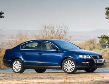 Volkswagen Passat 2.0 TDI [UK-spec] (B6) '2005–10