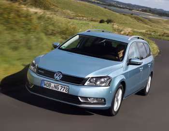 Volkswagen Passat TDI BlueMotion Variant [Worldwide] (B7) '2013–14