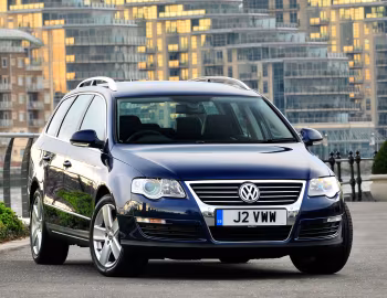 Volkswagen Passat TDI Estate [UK-spec] (B6) '2005–10