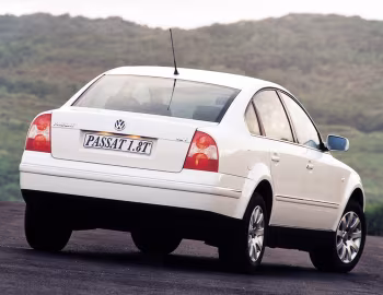 Volkswagen Passat 1.8T Sedan [South Africa] (B5+) '2000–05