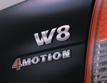 Volkswagen Passat 4.0 W8 4motion [Worldwide] (B5+) '09.2001–09.2004