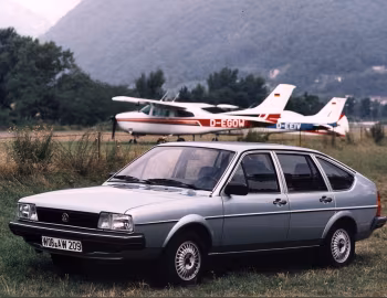 Volkswagen Passat 5-door [EU-spec] (B2) '1980–85