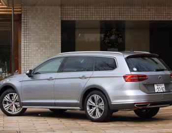 Volkswagen Passat Alltrack [Japan] (B8) '2015–19