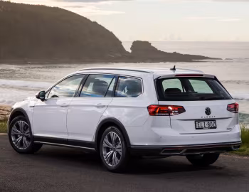 Volkswagen Passat Alltrack [Australia] (B8) '2021–23