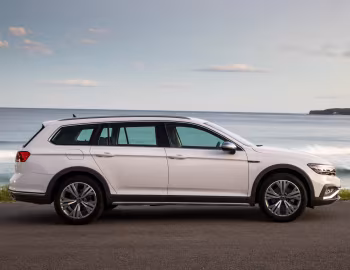 Volkswagen Passat Alltrack [Australia] (B8) '2021–23