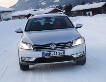 Volkswagen Passat Alltrack [Worldwide] (B7) '2012–14
