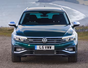 Volkswagen Passat Alltrack [UK-spec] (B8) '2019–20