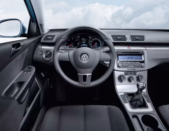 Panel frontal Volkswagen Passat BlueMotion R-Line [Worldwide] (B6) '2009–10