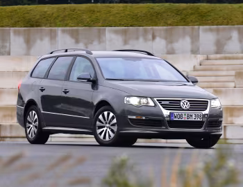 Volkswagen Passat 1.6 TDI BlueMotion Variant [Worldwide] (B6) '2009–10
