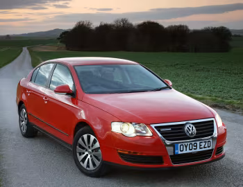 Volkswagen Passat BlueMotion [UK-spec] (B6) '2008–10