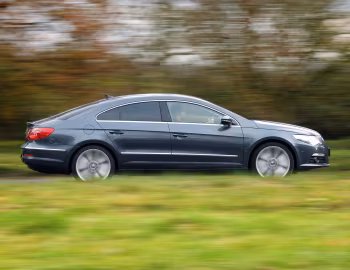 Volkswagen Passat CC [UK-spec] '2008–11