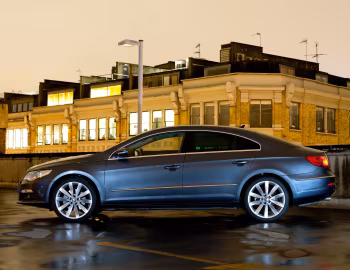 Volkswagen Passat CC [UK-spec] '2008–11