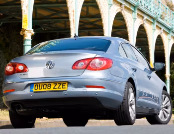 Volkswagen Passat CC [UK-spec] '2008–11