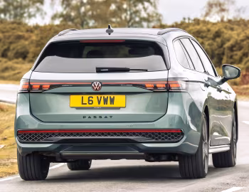 Volkswagen Passat eHybrid Estate "Black Edition" [UK-spec] (B9) '2025–pr.