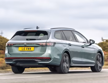 Volkswagen Passat eHybrid Estate "Black Edition" [UK-spec] (B9) '2025–pr.