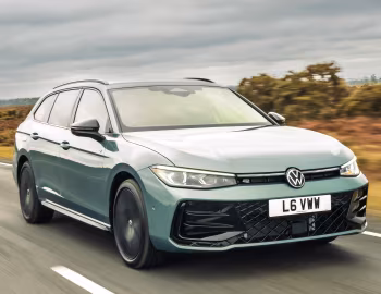 Volkswagen Passat eHybrid Estate "Black Edition" [UK-spec] (B9) '2025–pr.