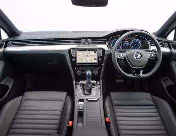 Panel frontal Volkswagen Passat Estate GTE [UK-spec] (B8) '2016–19