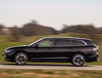 Volkswagen Passat eTSI Variant Elegance [Worldwide] '2024–pr.