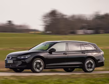 Volkswagen Passat eTSI Variant Elegance [Worldwide] '2024–pr.