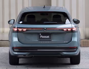 Volkswagen Passat eTSI Variant Elegance [Japan] (B9) '2024–pr.