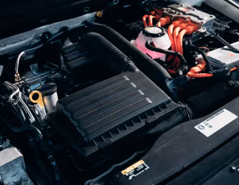 Bajo el capó Volkswagen Passat GTE [Ireland] (B8) '2019–22