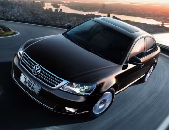 Volkswagen Passat Lingyu '2009–11