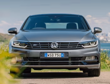Volkswagen Passat R-Line [Australia] (B8) '2015–19