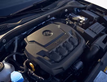 Bajo el capó 2020–22 Volkswagen Passat R-Line [North America] (NMS) '2019–21