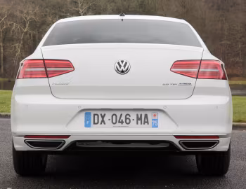 Volkswagen Passat R-Line [Worldwide] (B8) '2014–19
