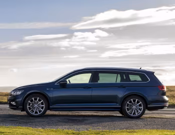 Volkswagen Passat R-Line Estate [UK-spec] (B8) '2019–23