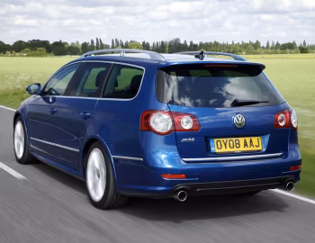 Volkswagen Passat R36 Estate [UK-spec] (B6) '2007–10